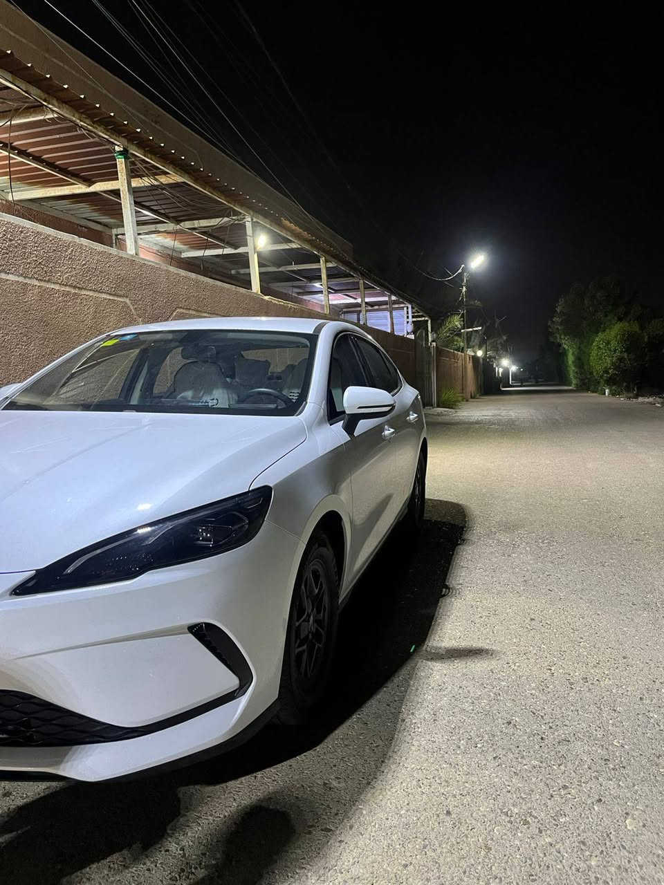 سيل 5 موديل 2025 داخل ابيض ☑️
للمعرفة السعر (؟؟؟) اكتب رقم 1 الرد تلقائي ✅ 

بلكن هايبرد  ثلاث انظمه هايبرد + بانزين  شحن ذاتي🔋 + شحن خارجي🪫 تمشيك2200  كيلو سعه خزان الوقود 65 لتر 

مستخدم بحالة الوكالة ☑️  كفاله عامه

عداد  كليومتر / 20 ألف بحاله الوكالة ✅ 

ملاحظه شاحنه اصليه وكارت + فوم معالج اطار 

🔥مرقم بغداد مثبت لوحات سنويه باسمي 🔥

عنوان /  بغداد القاهرة 

💥محرك يعمل لشحن البطاريه فقط  1500 هجين ثلاث انظمه شحن ذاتي + هايبرد + شحن خارجي☑️ 

💥داخل جلد ابيض لونين  بطاين بوب جلد ابيض واسود ✅ 

💥دركة دي جلد وحياكه ☑️ 

💥بكلايت لد خليه ✅ 

💥بصمه +كارت ☑️ 

💥هاندر بريك بصمه اوتو هولد✅ 

💥كيجات شاشه ☑️ 

💥شاشه كبيره تبريد شاشه✅ 

💥لايت ليد لايت اوتو  + لد صباحي☑️ 

💥اشاير مري✅ 

💥تبريد قطعتين ☑️ 

💥ويل كب اسود بلاد ✅ 

💥ايرباك عدد 10☑️ 

الاتصال ☎️ 

***********📞
