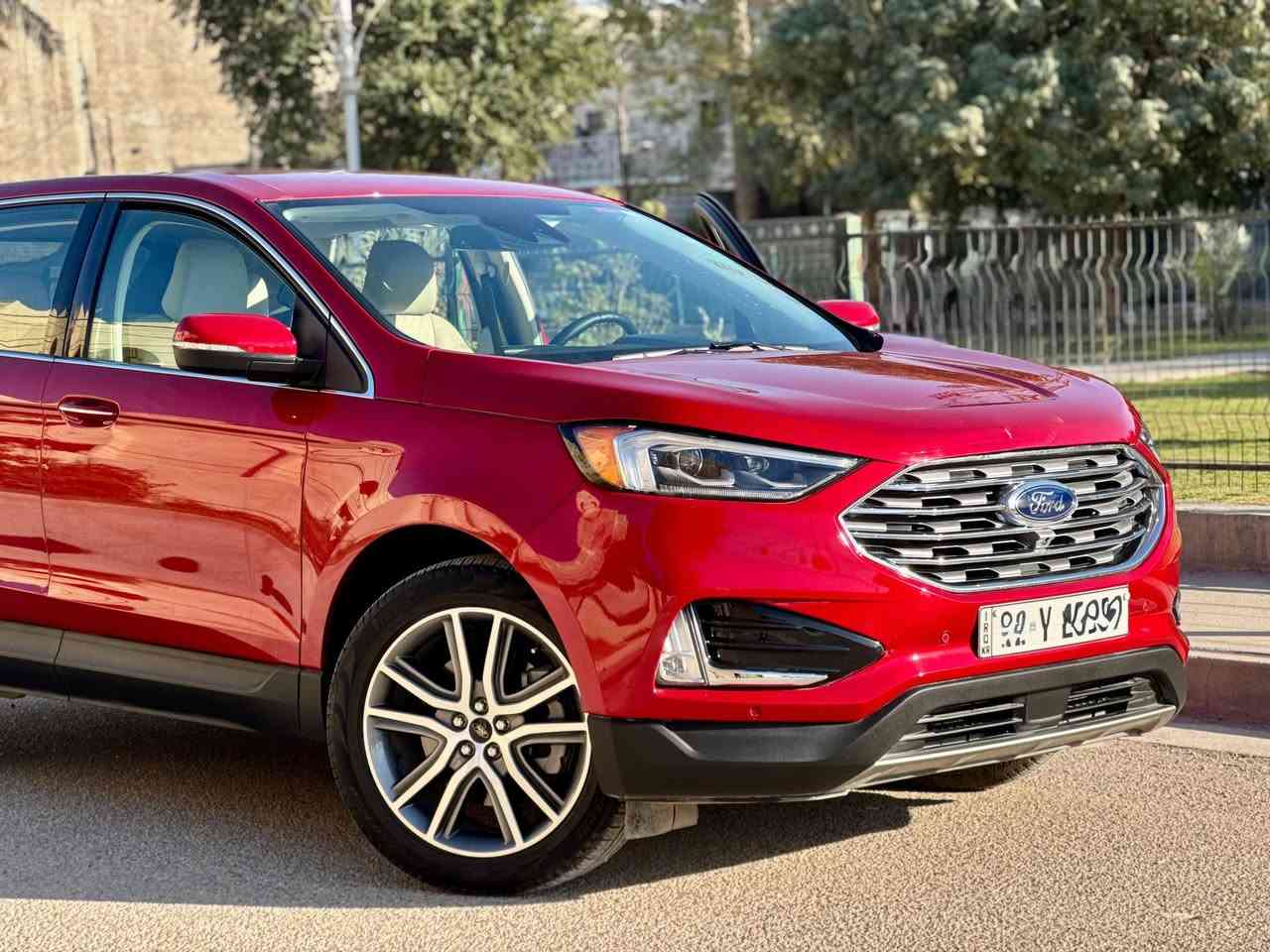 السلام عليكم..
فورد أيدج 2024
تيتانيوم فوول بدون فتحه
رقم اربيل
ماشيه 18
داخل لونين
محرك 2.0 تيربو
2 بصمه تشغيل وابواب
رادار امامي
رادار وجانبي
 رادارخلفي.
كاميرا امامي وخلفي
تحديد مسار
قيادة ذاتية
وضعيات قيادة اعتيادي وسبورت
كشنات كهرباء تدفئه وتبريد
تدفئه استيرن
شاشه كبيره تيسلا..
 صندوق كهرباء  شفط ع بصمه
اوتو بارك
اوتو استوب
حادثه قبق جنطه فقط..
ايرباكات سليمه كلها..
وبعد بيها هواي مواصفات
***********
