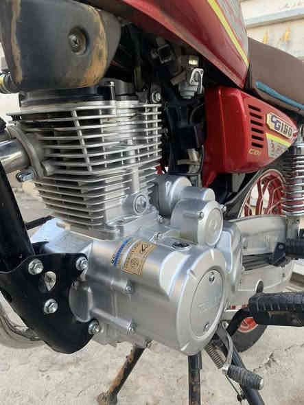 السلام عليكم دراجه سافان موديل 2024الدراجه نضيفه معدل شلعه فول السعر 800او بيها مجال  رقمي ***********
