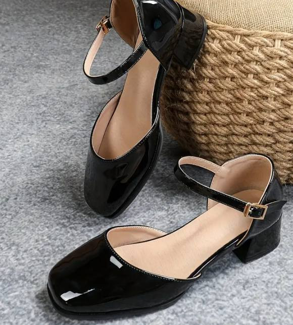 قياسات 38
للأستفسار دايركت

#هيلز #احذية


**إذا كنت صاحب هذا الإعلان وتريد حذفه لأي سبب، رجاءا أرسل رسالة إلى الدعم الفني**