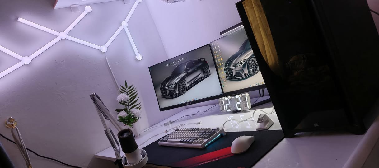 للبيع 
السبب مقبل على سادس علمي 
رجاءا لااحد يكسر بسعرها ولله ضليت شهور بس ادور واجمع بيها من غير تعب فلوسها 
مواصفات
المعالج R 7700 جديد كارتون موجود
كارت شاشه RTX 3080 10gb جديد ضمان من التعدين 
مذر بورد Asrock x670 
Ram 32gb 6000mhz 2x16 لون ابيض 
ssd lexar  NM790 1T جديد بحاله جيده 
Xigmatek مبرد مائي شركه 
بور سبلاي جديد FSP 700 wat plus 80 
 كيس كورسر مع فانات 4 كورسر حجم كبير 
كل قطع نضيفه جدا واغلبها جديده والكراتين موجوده 

الملحقات 

شاشه الاولى Samsungs 165 hz 1ms ips

شاشه ثانيه asus 144 hz 1ms ips 

كيبورد اتاك شارك معروف جدا k86 مع شاشه تحكم 

ماوس اتاك شارك افضل نسخه x6  

كيبورد 60% حجم صغير 

اضائه اقلام عدد 9 
ساعه رقميه لون ابيض 
مايك fifin k688
اضائه فوق شاشه تدعم راحه العين تحكم لمس 
السعر ثلاث ملاين مع كامل ملحقات وما ابيع قطع وبي مجال للشراي 
 (جماعه الاضحكني اذا سعري ماعجبك ما يحتاج تخرب البيع وتتفلسف اخذ على كد امكانيتك )


**إذا كنت صاحب هذا الإعلان وتريد حذفه لأي سبب، رجاءا أرسل رسالة إلى الدعم الفني**