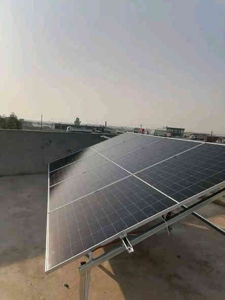 تم بعون الله تنصيب منظومة  طاقة شمسية  قرب ناحية سليمان بيك  بواقع (8) امبير نهاري و (6) امبير ليلي 

تتكون المنظومة من :-

1- الواح نوع لونجي (620) واط عدد (4) الواح  ضمان (10) سنوات 

2- انفيرتر (6)كيلو واط 
ضمان (1) سنة نوع  (  كريند) 

3- بطارية ليثيوم نوع ( ايتل  ) 
 (5) كيلو واط (51.2) فولت
  ضمان (5) سنوات

4- بورد مع قواطع AC و DC مع اسلاك الواح 6 ملم DC
ومن الله التوفيق 

***********
***********
