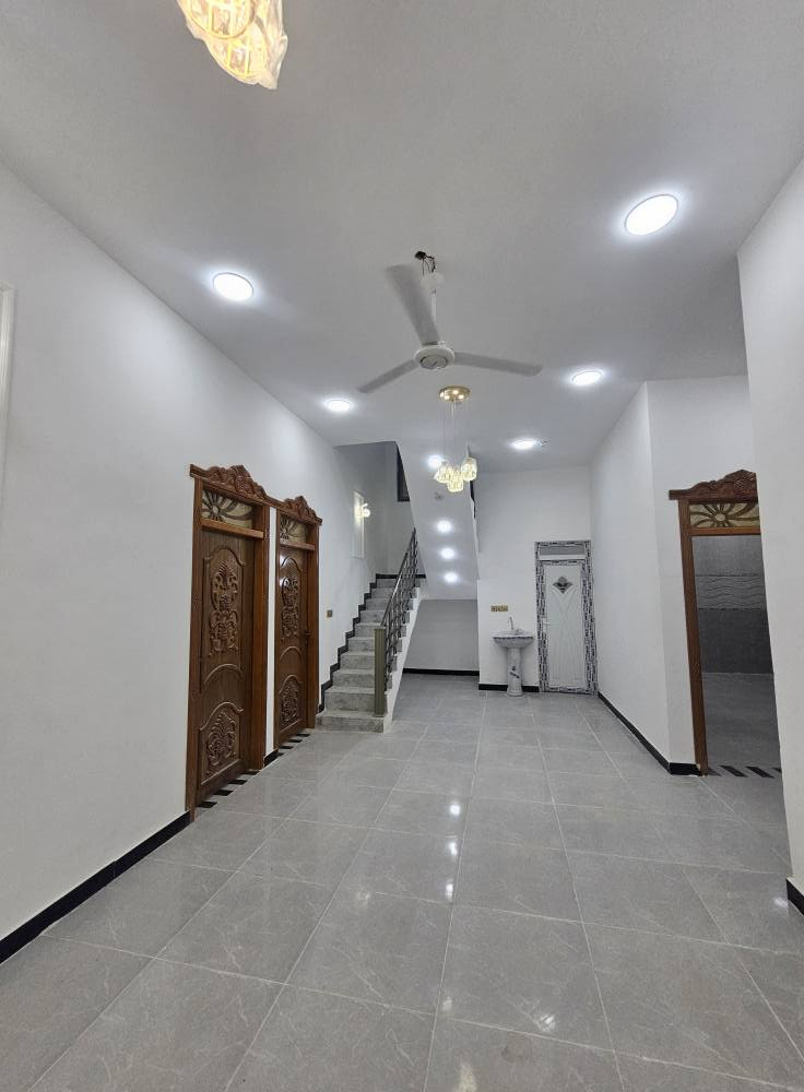 🏡 6 بيوت للبيع – بناء حديث في أبي الخصيب 🏡
فرصة مميزة للسكن أو الاستثمار
📍 العنوان: البصرة – أبي الخصيب – كوت ثويني
🔹 عدد البيوت: 6
🔹 مساحة كل بيت: 150 متر
🔹 بناء حديث وتشطيب مرتب
🔹 كل بيت يحتوي على: • غرفتين نوم
• صالة
• مطبخ
• دوانية
• صحيات
• كراج
📄 الطابو: زراعي عراقي
💰 سعر البيت الواحد: 90 مليون
✅ يوجد مجال للتفاوض
📞 للاستفسار والاتصال:
*********** البصرة, العراق
