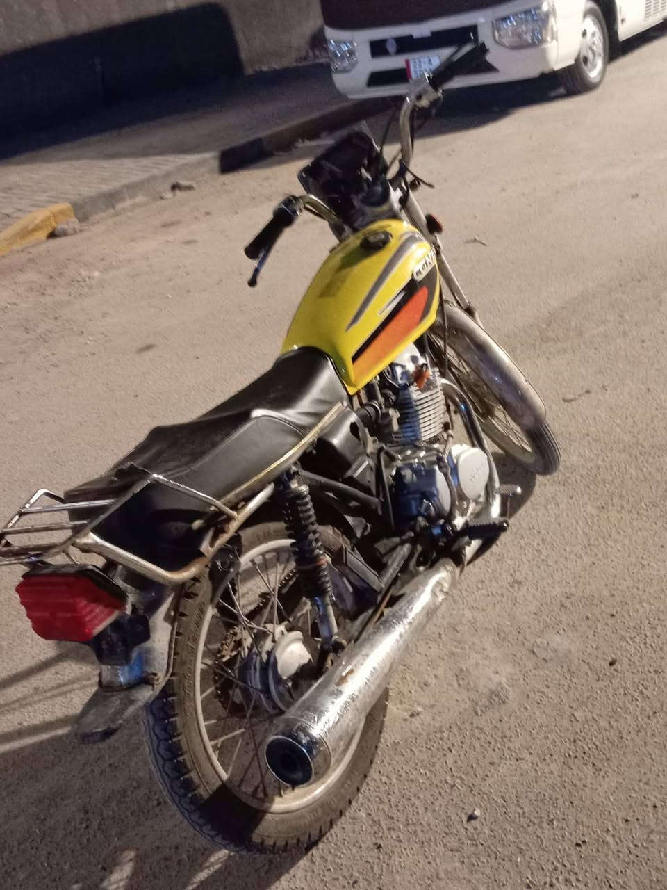 دراجه البيع رقم وسنويه رقم عربي بيها عواج بشاصي بركبه خفيف كلش تكدر تعدله محرك مفتوح مره وحده مكاني بصره جمهورية


**إذا كنت صاحب هذا الإعلان وتريد حذفه لأي سبب، رجاءا أرسل رسالة إلى الدعم الفني**