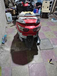 دراجه فورزه 08 مابيها شي كهربائياته بطاريه بس مشكلته السلف مايشتغل شكد...