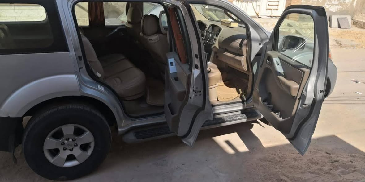 نيسان باثفندر 2009-سبعه راكب
مواصفات خليجي /بدون نواقص

محرك 4000--- 6سلندر

الرقم بغداد

ماشيه 150 الف حقيقي

محوره غاز + بانزين (توفير الوقود)

دشبول ارمادا فاخر

سياره نظيفه وجاهزه للسفر

الموقع : بابل

للتواصل / ***********
