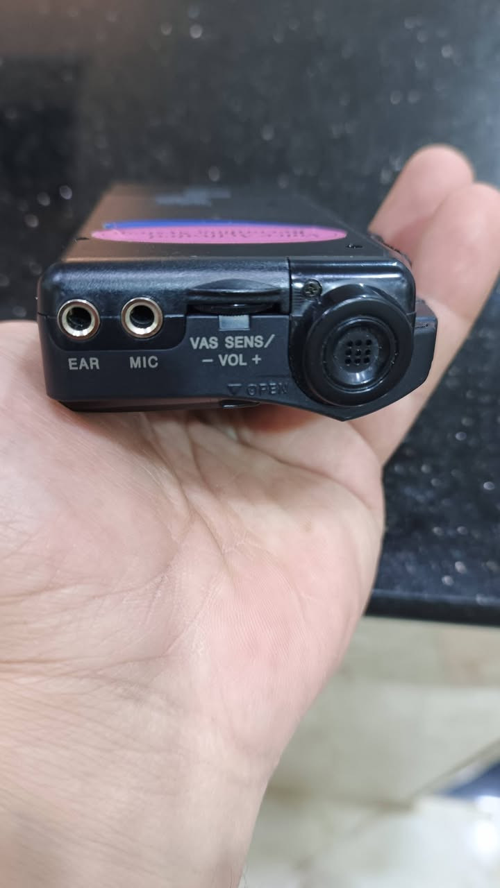 سانيو مسجل كاسيت باله انكليزية صناعه صينيه، كاسيت حجم صغير للصحفيين او تسجيل محاضرات صوته و تسجيله جداً نقي ويا كاسيت ٦٠ دقيقه قابل للاستخدام اكثر من مره يشتغلى على باتري ساعه عدد ٢.
25 الف


**إذا كنت صاحب هذا الإعلان وتريد حذفه لأي سبب، رجاءا أرسل رسالة إلى الدعم الفني**