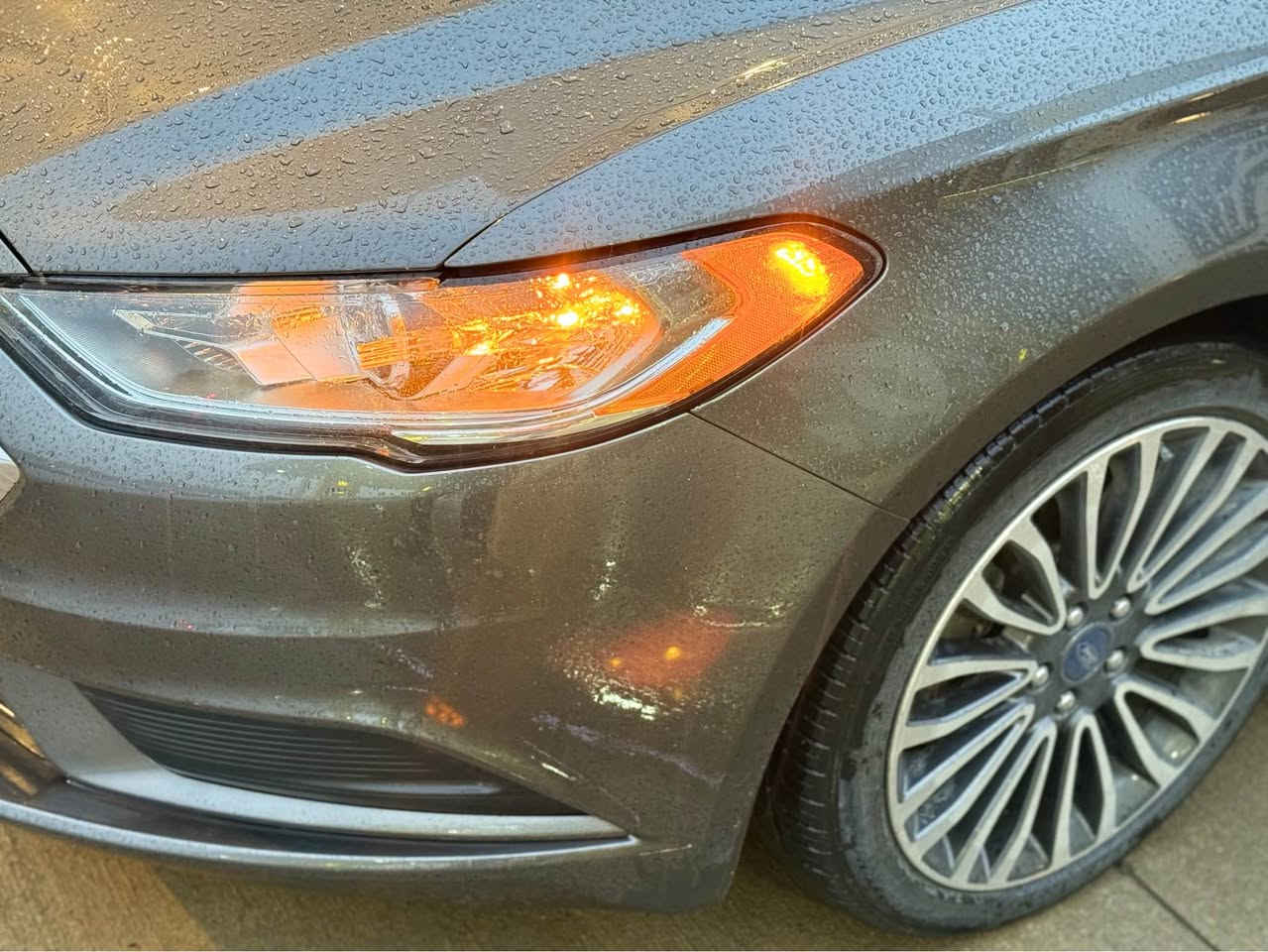 بەناوی خوای گەورە فۆرد فیوژن مۆدێل ۲٠۱۸ كلین ۲ بەسمە ناو زەرد دەعمی بۆ دەعمی بێ بۆیاخ دەعمیەكانیشی بێ گۆڕاو بێ كراوە بێ تەرزە یەك پەڵە ساردی زۆر بچوكی هەیە  مواسەفات Sناوزەرد تاقم ویل و تایەی لۆكی تیتانیۆمی لەژێرە بێ تەقەو بێ ڕەقە  هەموو گیانی بەشەرت تەنها لێ خوڕینی ئەوێت  ڕەقەم و هەزەی تازەیە سەنەوی بەشەرچوە گێڕو مەكینە بەشەرت وەكو سفر بڕغوی نەكراوەتەوە ۱۲۹ هەزار ڕۆشتوە تكایە بۆ پرسیار  تەلەفون مەكە هەموو شتێك نوسراوە نرخی ۱۳۸ معامەلە گۆڕینەوە  ناكەم تەنها فرۆشتنە *********** السليمانية, العراق
