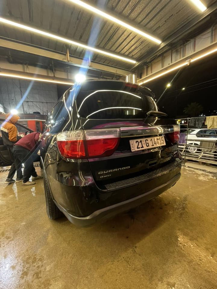 يالله البيع موديل ٢٠١٢ سياره كلش جديد فول بدون ارباك سياره قطعه واحد صبغ ولباقي كفاله من اكلك حيل حلوه جديد سياره ماشيه ١٠٠ الف سياره بسمي ٧ راكب وسونار داخل المنشور شرط دعميات ابلديات بدون صبغ السعر ١٧٠ بيه مجال لطيبين رقم *********** بغداد الشعله يم مطعم الرياضي تحياتي لجميع 🫡
