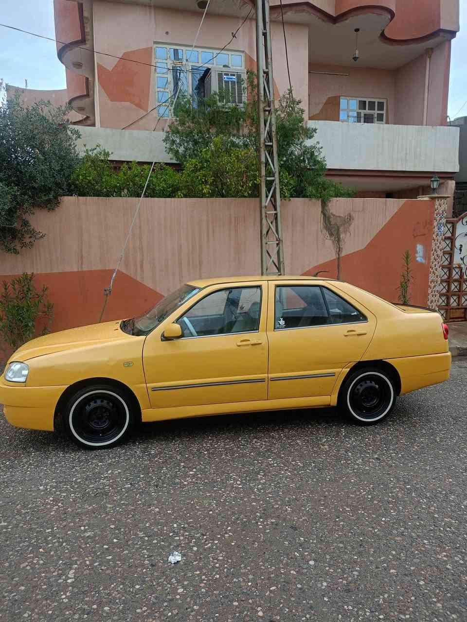 السلام عليكم
شيري كوين موديل 2012 محوره مكينه كورلا يارس كير أوتوماتيك مكينه وكير شرط لا صرف ولا نفخ قبل اسبوع شديتهم بالكارتون اربع تايرات جدد خط ابيض ووياله جدد بيدي شديتهم  
دوشمة جديدة هيئة غرامات صفر 
تدفئة شغاله✔️
تبريد شغال ثلج ✔️
صبغ بوند بس جمالية على مود الهزه سياره بدون ضرر 
رقم صدامي بغداد شرعي بالموصل شرط التحويل فقط 
لان هيئة غرامات صفر بوجهك ع تحويل 
السعر 
28 بيها مجال
رقمي 
***********
