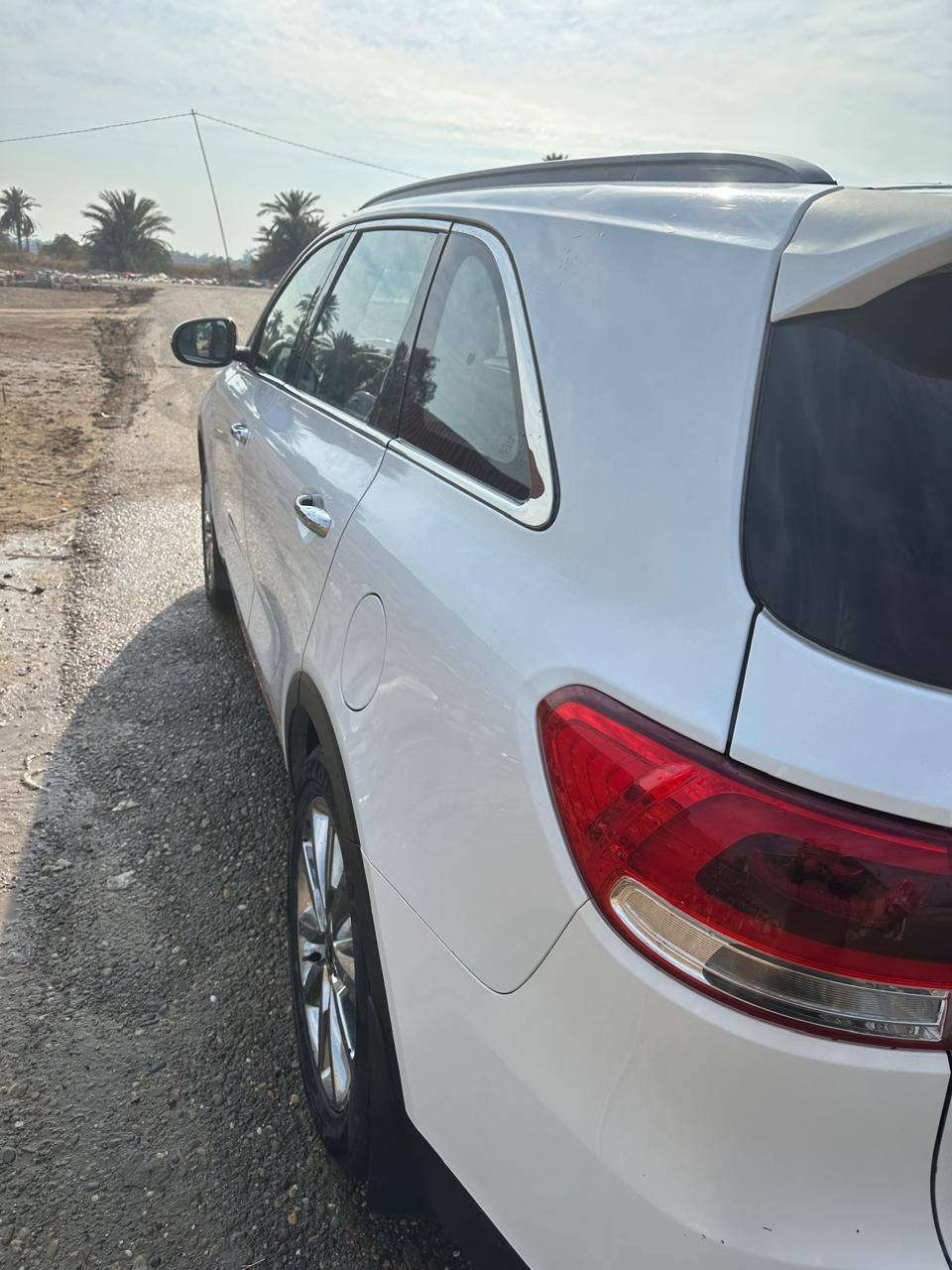 سورنتو للبيع موديل 2016 فول مواصفات سته سلندر سبعه راكب ثلاث قطع تبريد كشنات جلد كشن كهرباء ماشيه ١٥٨ سايد بريك بصمه بانوراما فور ويل رقم بغداد مشروع وطني 
السعر 220 وبيهه مجال العنوان بغداد الطريق الدولي الجسر الثامن


**إذا كنت صاحب هذا الإعلان وتريد حذفه لأي سبب، رجاءا أرسل رسالة إلى الدعم الفني**