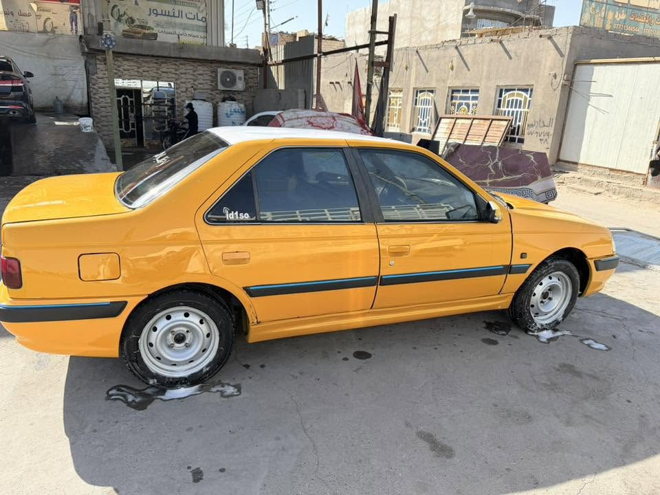 السلام عليكم بيجو بارص 18للبيع
بيه ضربه جاملق مامي وبدل نضيفه كلش تبريد ثلج حداديه خير من الله مكينه حلو كير حلو 
ناقصه بس تخم تاير و ميزانيه 
سياره مطلوبه ٧ وراق ينزل من سعره 
سعره ٤٣ وبيه مجال ***********
