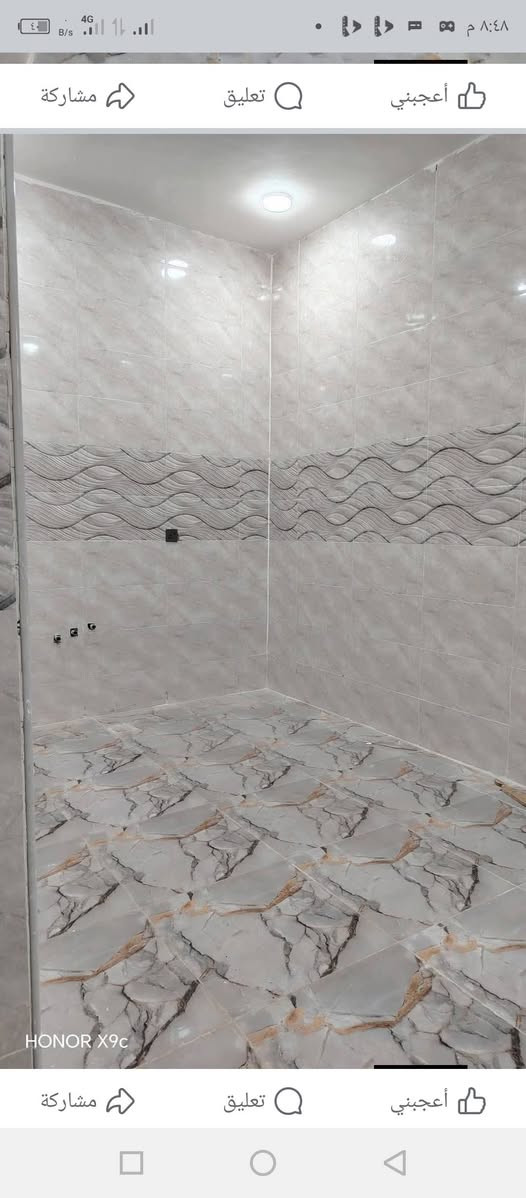 بيت للبيع بالنجف قرب قريه غدير مساحه 100 طابز راعي سنه 25 الشعر 37++++***********
