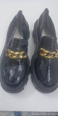 شلعة احذية • جديد