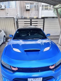 جارجر للبيع موديل 2016 لون ازرق بحري الفئه رالي بلاس المكينه3.6 المواص...