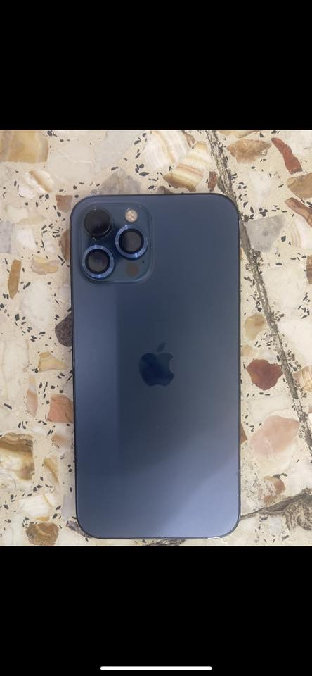 سلام عليكم
ايفون 12 برو ماكس للبيع مستعمل
نظيف مابي اي عيب ماداخل تصليح 
بطاريته 78 
ذاكره 256
سعره 550 وبي مجال قليل
للاستفسار ***********
