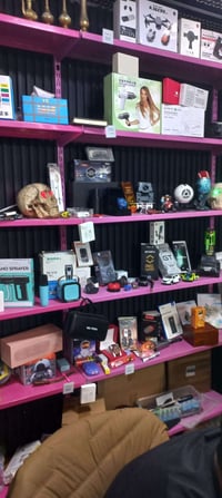 للبيع شلعات امزون او قطع شتحبون ابيع محل كامل  مكاني بغداد وكو توصيل ك...