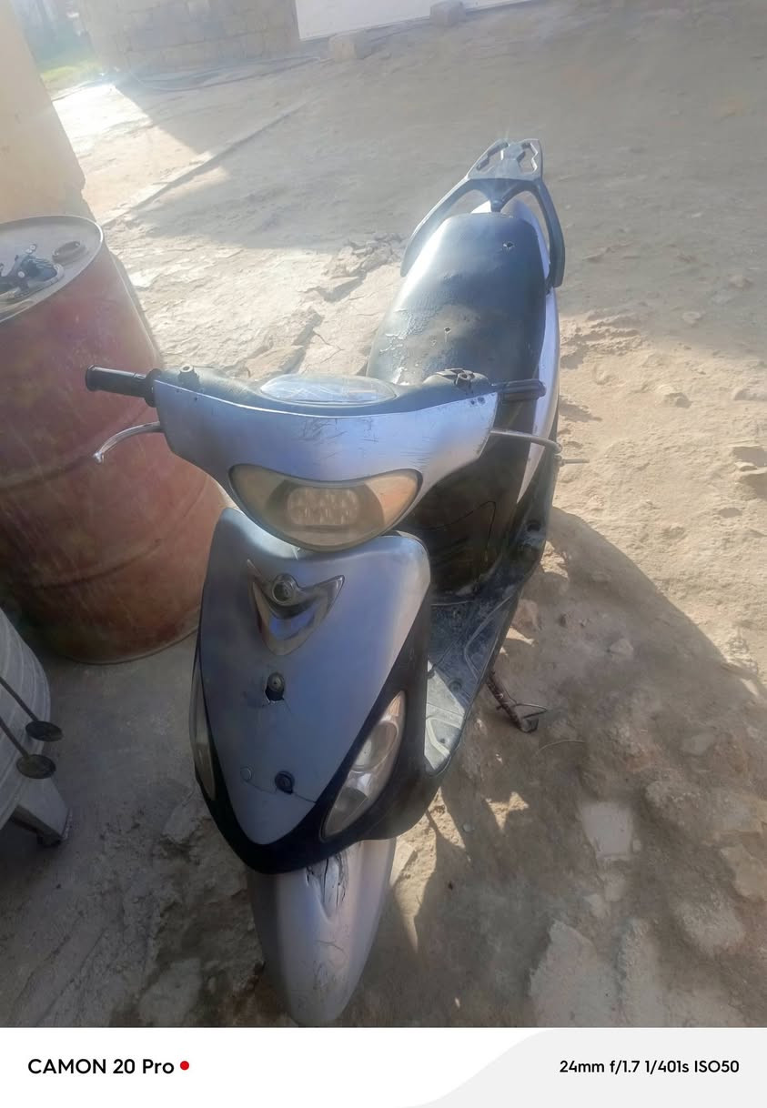 ماكس منغولي دراجه كلها شغاله نقص سلف السعر 350 كربلاء الابراهيميه رقم ***********
