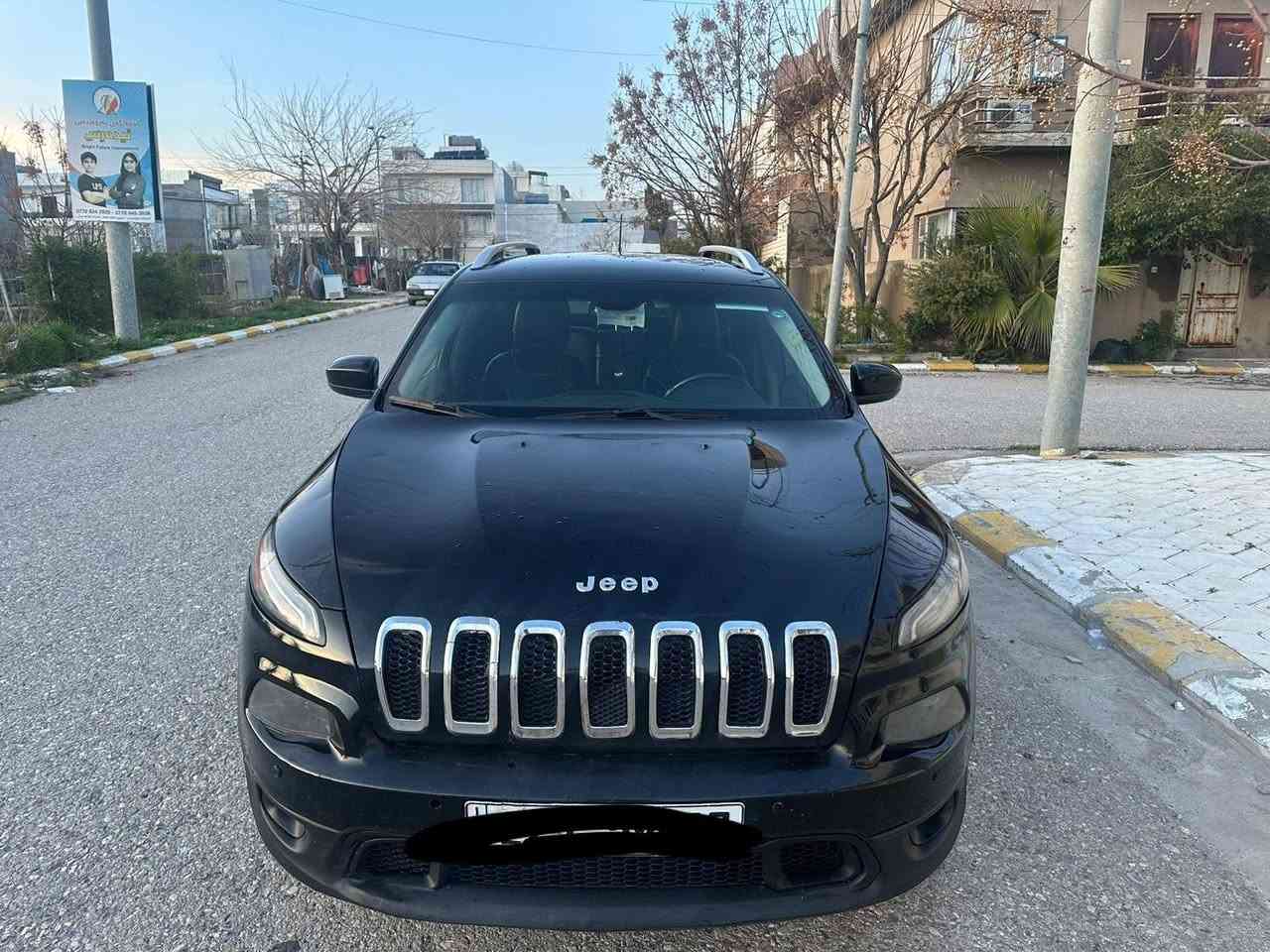 سلام عليكم سيارة جيب شيروكي بيها أربع قطع ونص صبغ، موديل 2019، رقم أربيل سعرها 100 ورقة، واللي شراي يتواصل وياي حصراً عن طريق الواتساب

*********** كركوك, العراق
