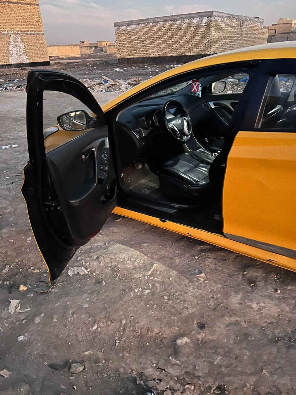 سلام عليكم لنترا 14ترهم مراوس اوبيع ناصريه مكانها
محرك جديد   لا تنقيص ولا تبخير ولانفخه
كير شلعه تخبل شرط بطناش 
حداديه ورا وكدام جديده شرط طوبه 
تخم تاير جديد كلش 
ويل عادي  أهل جمبزه اليوم غير ترتيب 
صبغ ويل وفلنجات حراري شرط 
ستد الطويل 
مري شفط 
شاشه
حساسات خلفيه 
نظام اي بي اس 
اربعه دسك 
كشنات جلد اصل ++ مدوشمه سياره وكامله دوشمه جديده ++ حمام بطن سياره كامل 
منظومة زنون بلاجكتورات اصفر شرط نهار بدون لايت 
تحكم ستيرن  صوبين 
كصه جنطه شغل باجات فوك وجوه درجه اولا
***********اثير 
***********اسيا
