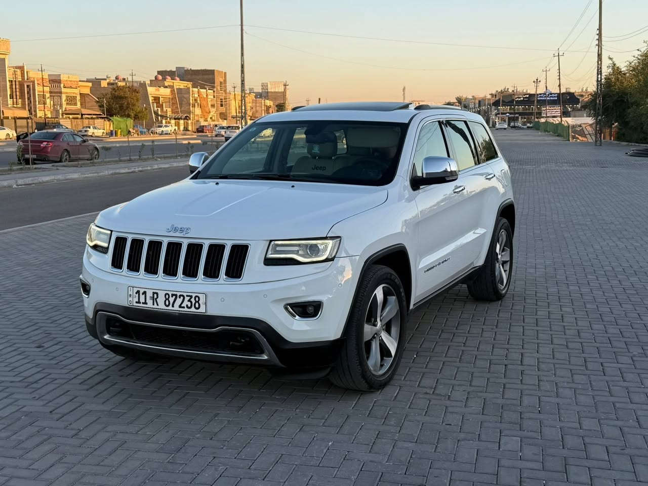 سلام عليكم
جيب خليجي  2014 لمتتد بلاص  معروفه مواصفاتها السياره فول الاخير حته جكات و جديدة جدآ ونضيفه جاهزه من كل شي 
السعر 239 مجال بصيط مكان السيارة  بغداد حي الجهاد دور الموضفين
الاستفسار اكثر اتصل***********

اربع أصابع صبغ بجاملغ اثر رصعه
