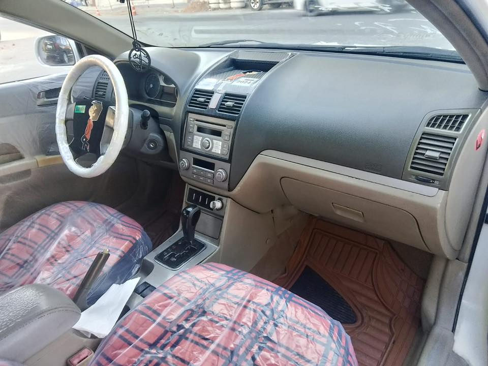 السلام عليكم ام كراند C7موديل ٢٠١٣ رقم بغداد انكليزي مكفوله من الحادث والتبديل والصبغ  جديد لاخياس ولا اي خلل مكينة 1800   تخم تاير جديد ادامه كامله  السياره ماشيه ٨١ الف حقيقي بيع او مراوس   السعر ٦٠  مكانها ناصرية شطرة   ***********
