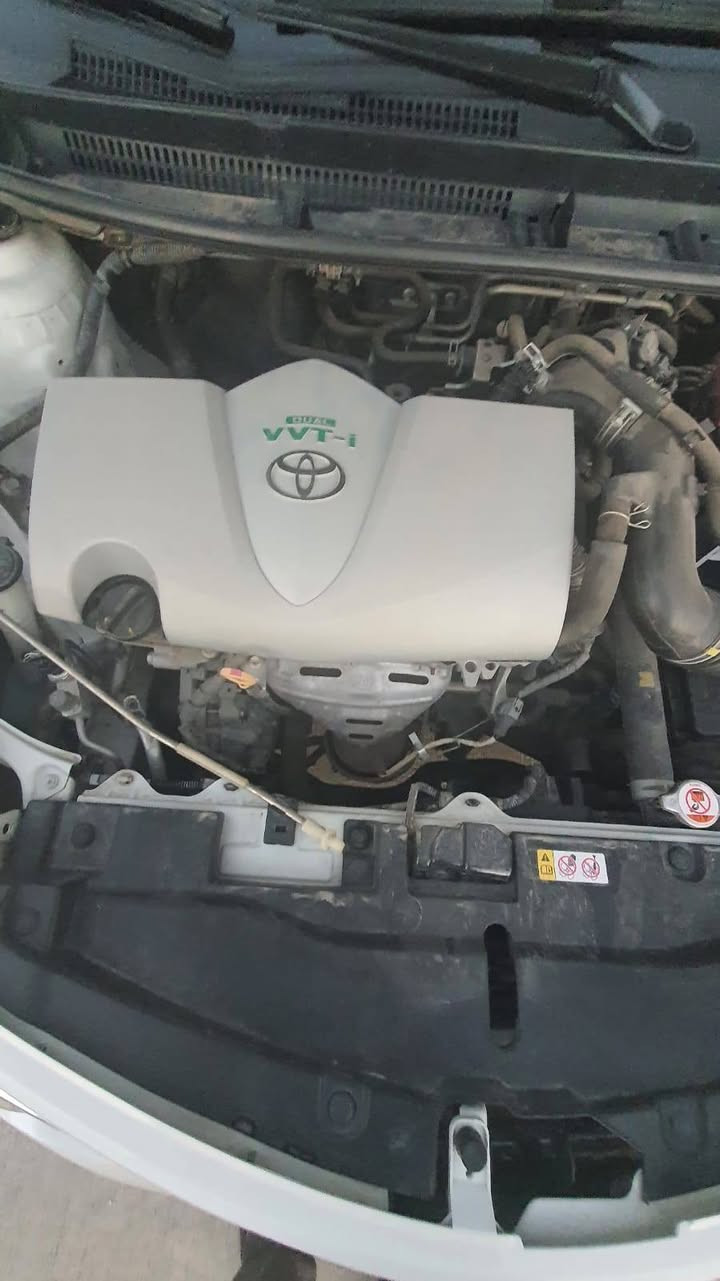 السلام عليكم يارس 2017
مكينه حجم 15 cc
كير CVT
شادلها شاشه اندرويد وكاميرا وشغال عن بعد 
خليجي جيهان 
نظيفة جدا وبدون صبغ أو حادث
ماشية ٨٠ الف كيلو متر
للتواصل الاتصال على الرقم ***********
