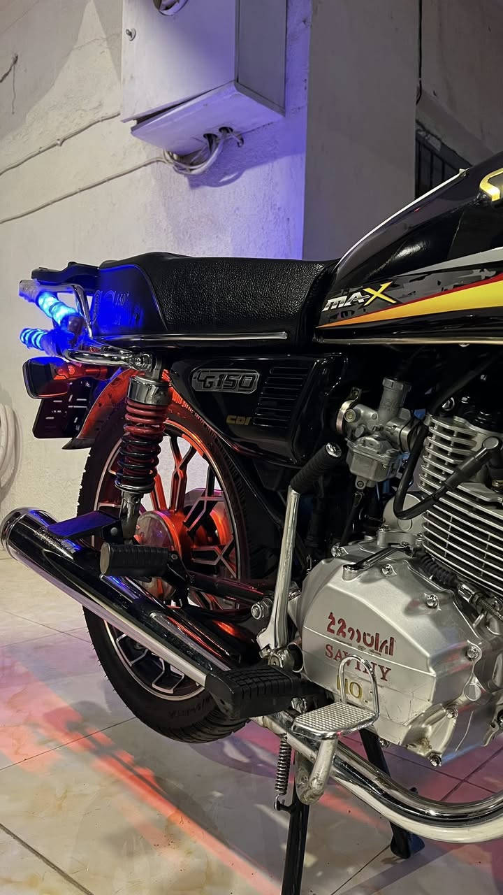 السلام عليكم دراجه 25فول نضافه زيرو 
بي منفيس 
الرقم ***********
السعر 875 مكان الدراجه ال 5كيلو@
