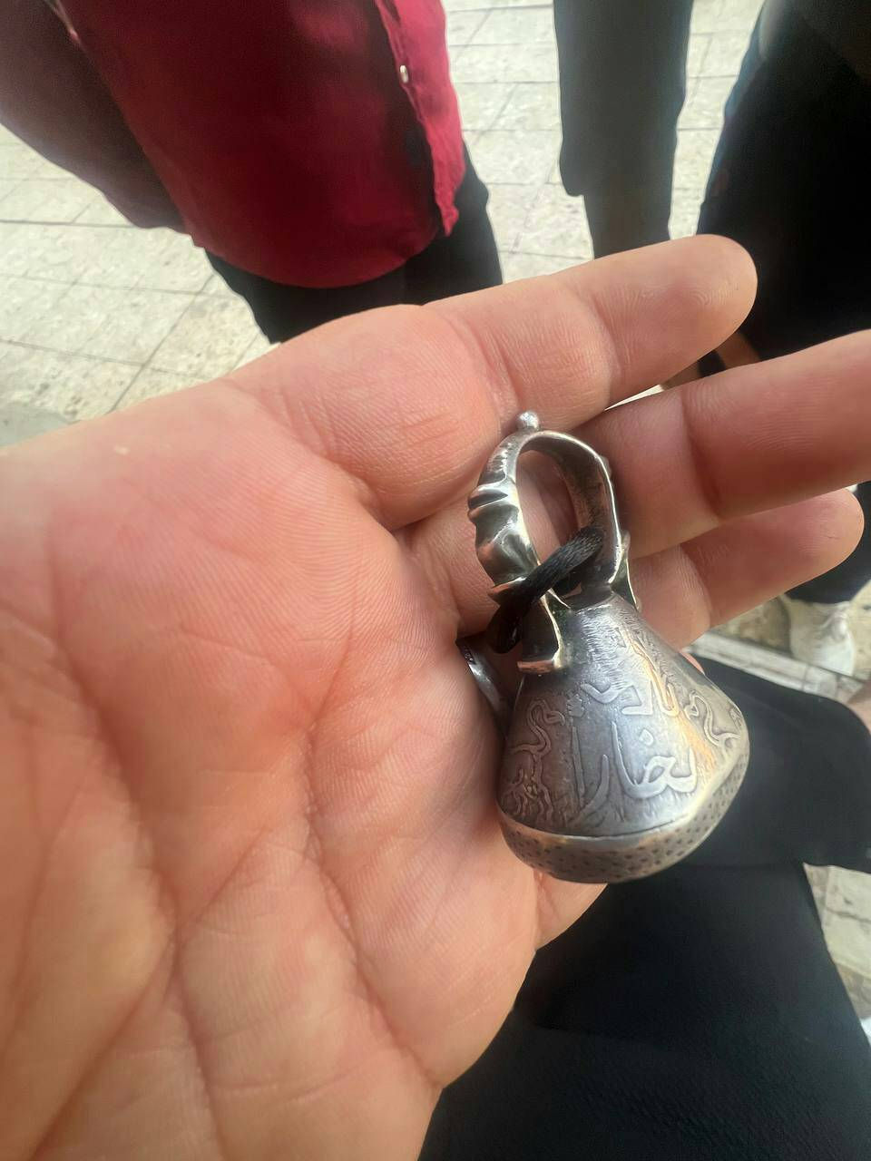 خاتم كهرب مرصود انتيك قديم وزنه 75 بيع داخل بغداد  لا يوجد توصيل قبل ماخذي ب 3 اوراق حاليا صاعدة الفضة


**إذا كنت صاحب هذا الإعلان وتريد حذفه لأي سبب، رجاءا أرسل رسالة إلى الدعم الفني**