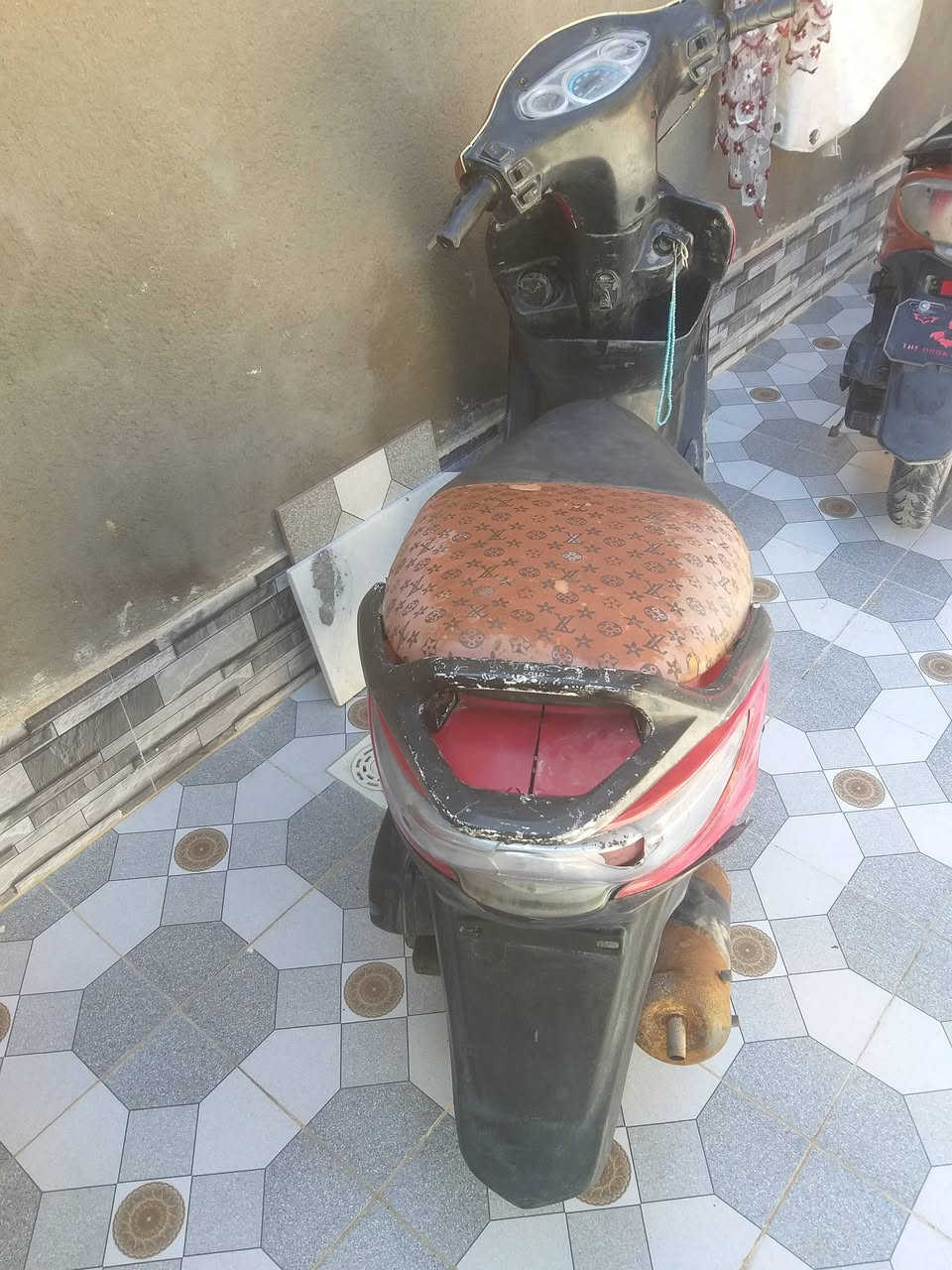 جي فور مجفته للبيع  السعر ٢٥٠


**إذا كنت صاحب هذا الإعلان وتريد حذفه لأي سبب، رجاءا أرسل رسالة إلى الدعم الفني**