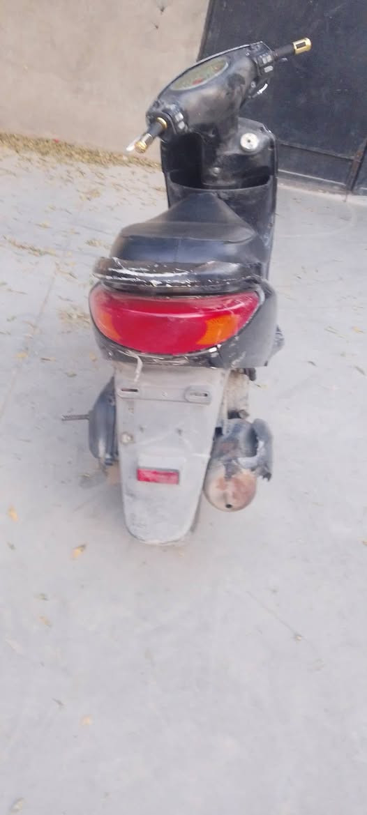 السلام عليكم بريز للبيع كامله سلف هندر كهربائيات كله كامله مابيه نقص مكينه ناعمه مكاني بغداد الطوبجي سعر 300الف قفل هاتف***********
