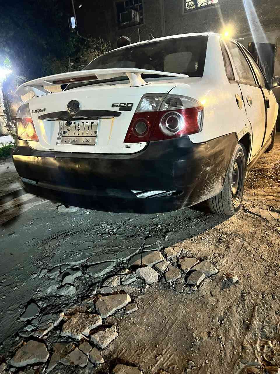 سلام عليكم نيفان 520 موديل 11 مكينه وكير خير من الله سياره جاهزه مازدات بكلايت جدد رقم بغداد ب اسمي سعر 29 وعليه غرامات 7ورقات ينزل من سعر رقم *********** مكاني دوره حي الصحه
