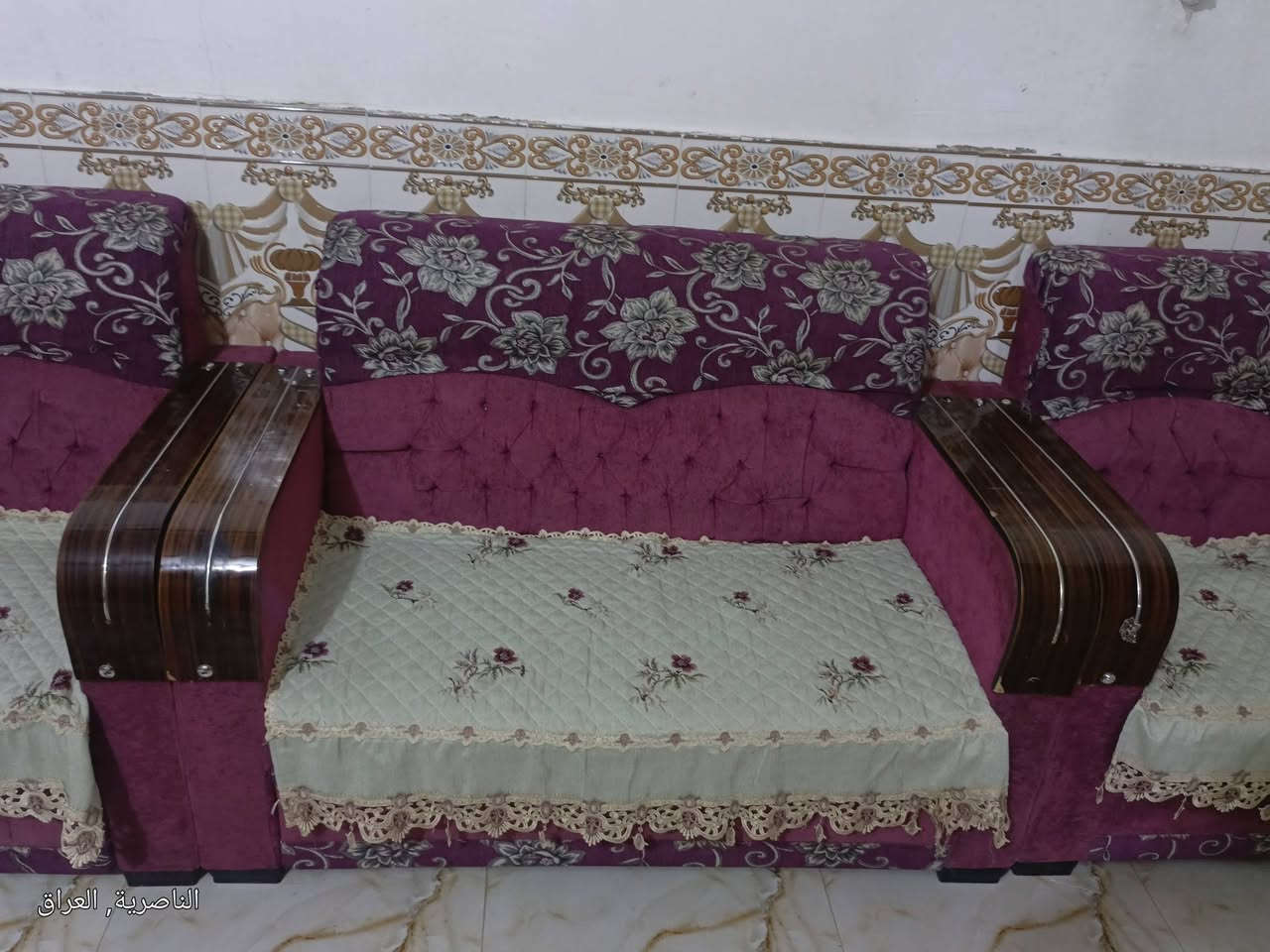 طخم للبيع 10مقاعد 
السعر 150وبيه مجال 
***********
