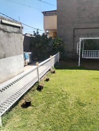 بيت للبيع • ٤٠٠م • طابقين