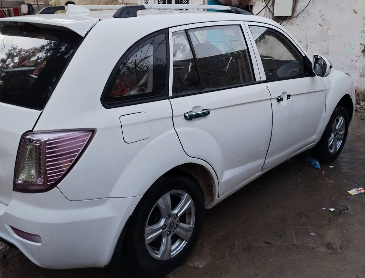 السلام عليكم
ليفانX60 موديل12 للبيع
سيارة جاهزة نقص تبريد كمبريسر
محرك بيه تبخير والباقي من كهربائيات وغيرها تمام تحويل ثاني يوم
السعر40
باقي التفاصيل على الخاص 
***********
