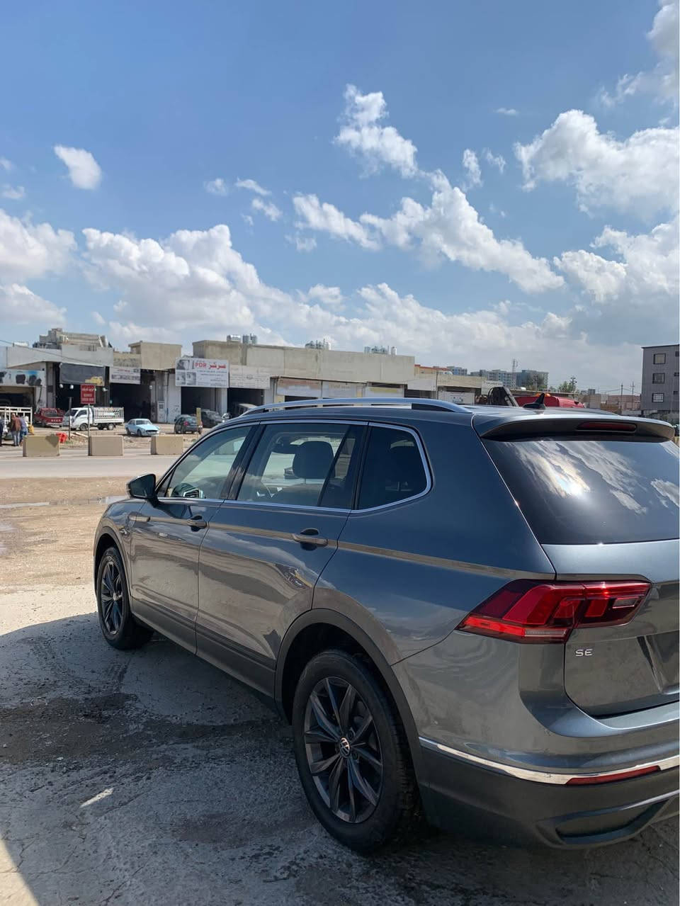 ڤۆلسواگن تیگوان 2022 بەس بۆنیدی سبوخە فەل مواسفات SE سێ مۆقد پانۆراما بەسمە کوشن جلد سندۆق شەفت ئاوێنە رادار ناونیشان هەولێر رەقەم تەلەفۆن *********** أربيل, العراق
