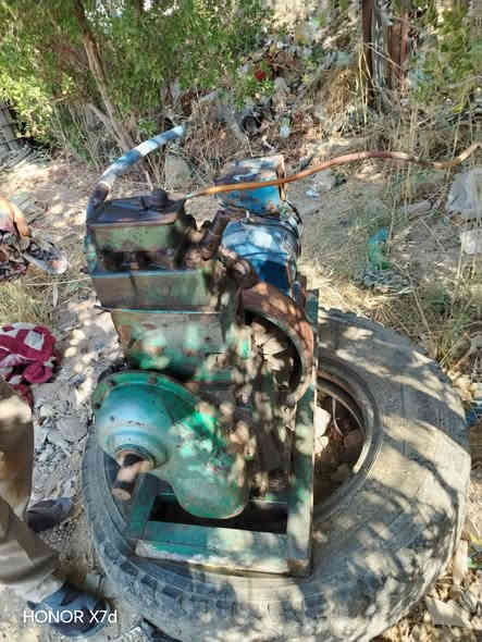 ماطور هندي ١٠ حصان مربوط مولد
راس توليد ٧ ونص كيفي ينطي ٣٠ امبير للبيع نضيف
على فحص واذا اكو كيا ٢٧٠٠ اراوس مولد للاستفسار الاتصال على الرقم ***********
