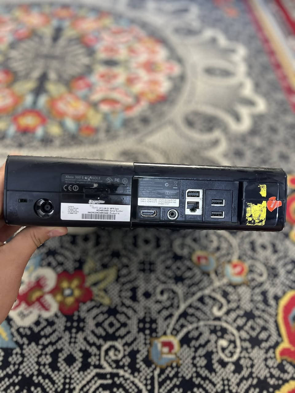 السلام عليكم 
XBOX سوبر سلم 
جهاز نضيف جداً شغال 100‎%‎ مع 2 جوستك و كامل ملحقات 
سعره 125 الف وبيه مجال بسيط مكاني الغزالية 
***********

