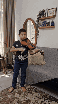 Riding concerto in B minor by Jood Ali 9 years old 
جود علي يعزف كونشيرتو ريدنك على سلم سي الصغير 

كورساتنا التعليمية مستمرة ايام الجمعة والسبت 
عنواننا المنصور ساحة ابو جعفر المنصور 
تتوفر آلات الكمان بكافة الفئات السعرية مع كافة ملحقات الكمان من اوتار وستاندات وكتافية ودامر وميوت 
للتواصل وحجز المقاعد مراسلة الصفحة او واتساب 
***********
