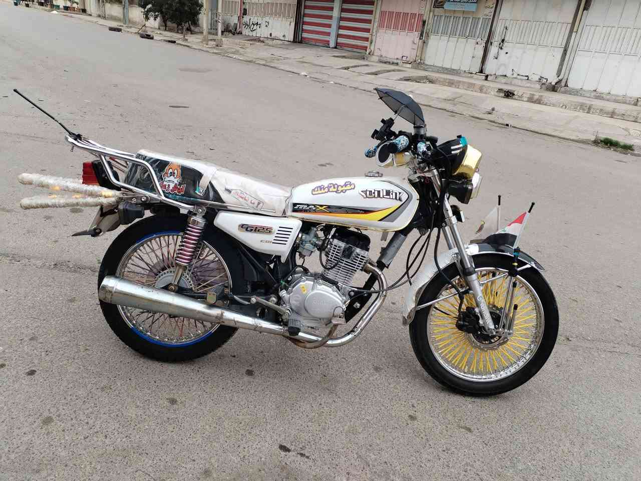 السلام عليكم للبيع سونلك موديل  2023 مفيس موجود محرك ما مفتوح السعر 550 وبي مجال الاتصال على ***********
