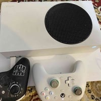 إكس بوكس سيريس أس للبيع 07716166225 وتساب