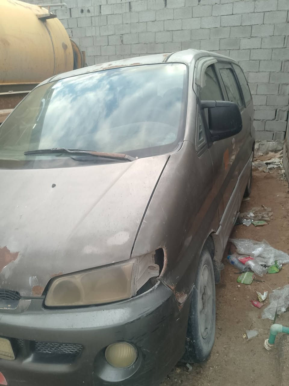 سلام عليكم ستاركس 20006 كوم حديد رقم بصره سنويه ضايعه وراعيها موجود يحول رقم احمر ابيعلك حديده سعر 20 وبيها مجال+964 780 158 5378
***********
