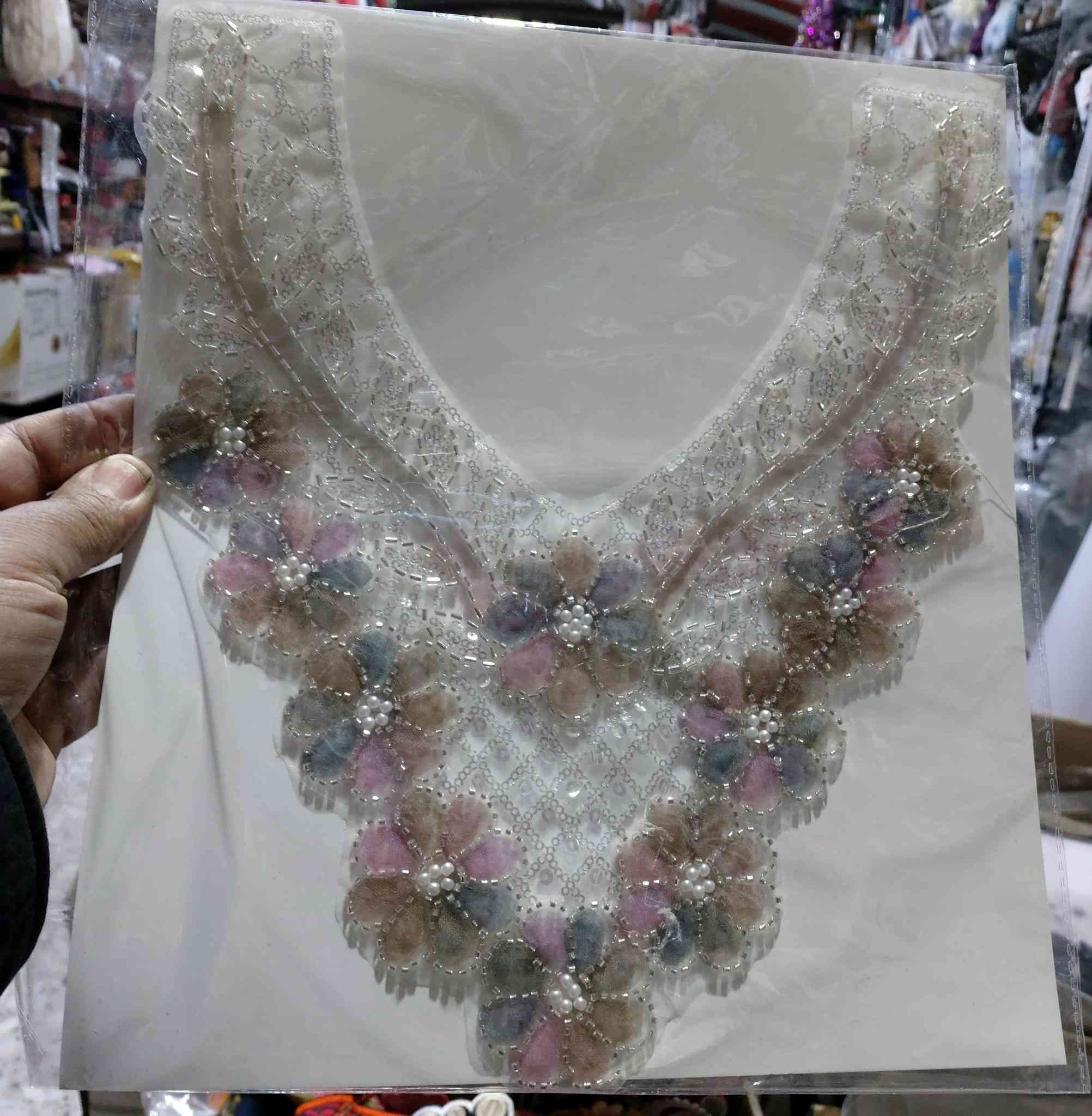 صدر دردشه كافة الألوان
خرازية رياض المحاويل 
الشارع التجاري 

***********
