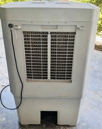 مبرده كونفيره  للبيع السعر 75 وبيه مجال     رقم الهاتف 07814937127 وات...