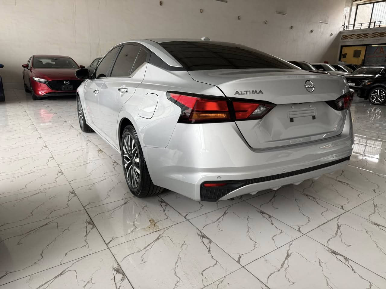 التيما موديل 2025 Sv   ماشي 13000 مايل. بونيت جملغ سبوغ أربيل ***********
