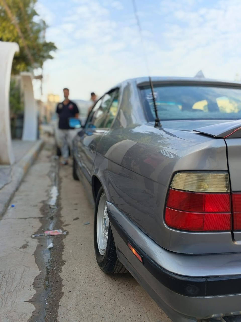 سلام عليكم
BMW1990

سياره متعوب عليه لا تقارنه بل تعبانه والسوك كلشي بيه ال ماتعجبه يعبر منشور صلات ع رسول 520

كير عادي ZFرياضي 

مصبوغه جديد 

غرفه كامل جديده لون ابيض واسود 

كشانه جلد 

مغلفه عازل حراره 

شاشه 

كامره خلفيه 

سستم صوت +دمام صوت 

 

زنون عالي ناصي بلاجكتورات نهار شاده ٢٢٠ 

تبريد تدفئه خير من الله 

سياره مصرف عليه صايره هواي عليه

تخم تاير 

صدر جديد 

محرك وكير كفاله 

نشاط ✈️✈️

مصبوغه جديد صبغته كزازه 

سياره متعوب متعوب عليه بشكل 

مكان السياره صلاح الدين بلد قرب مرقد سيد محمد سعر 68 اوبيها مجال  ***********  رقم الفاتف مفتوح غير متواجد عل الفيسبوك
