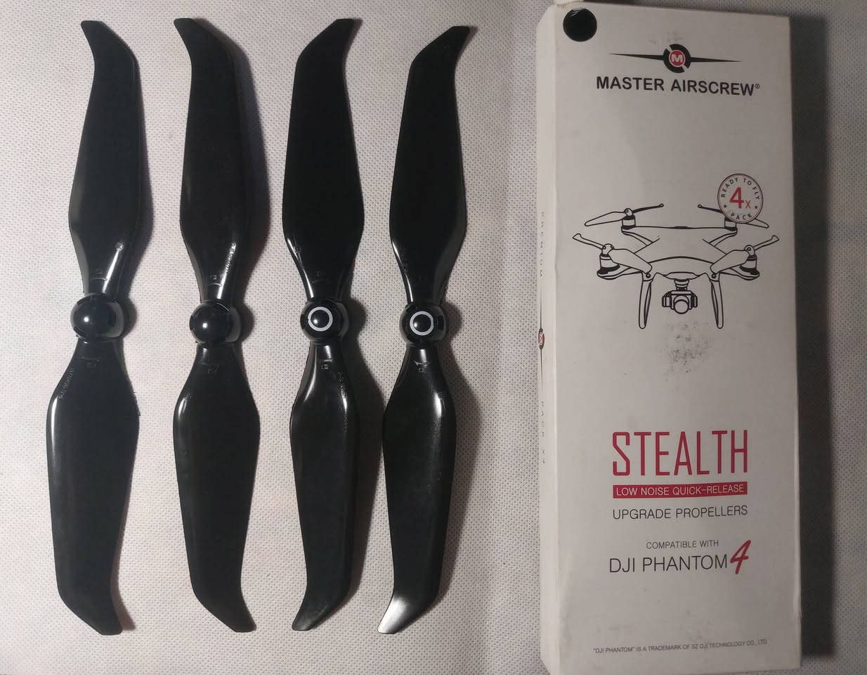 DJI فانتوم صناعة امريكية
جديد ممستخدم ٣٥ الف


**إذا كنت صاحب هذا الإعلان وتريد حذفه لأي سبب، رجاءا أرسل رسالة إلى الدعم الفني**
