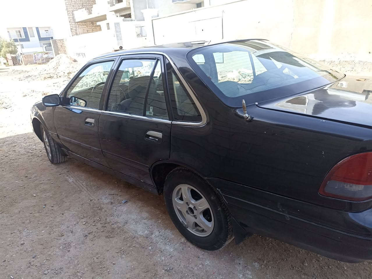 السلام عليكم سيارة للبيع برنس فراشه موديل 97 لون اسود سنويه عضم عاج السياره نضيفه بشكل تحويل مباشر 
السعر 35 ورقه وبيه مجال للاستفسار هاتف ***********
