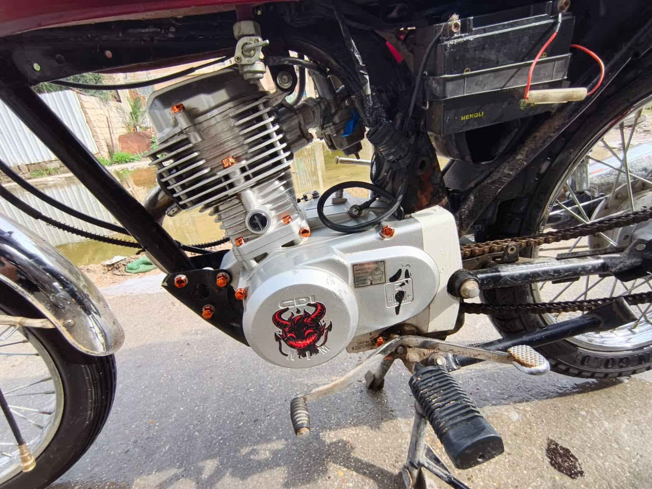 السلام عليكم
دراجه نامه 24 نضيفه كلش السعر 525 وبي مجال بغداد المحموديه للتواصل *********** بي واتساب
