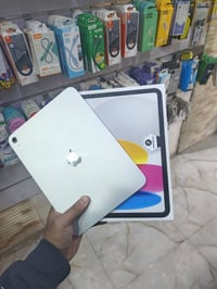 آيباد الجيل الحادي عشر • ١٢٨ جيجا • غير مستخدم